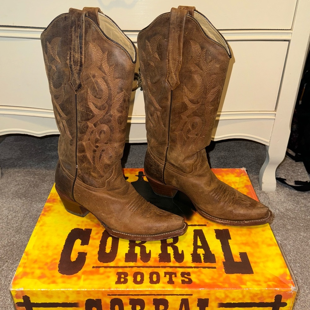 Corral Women’s Western Boots A2922